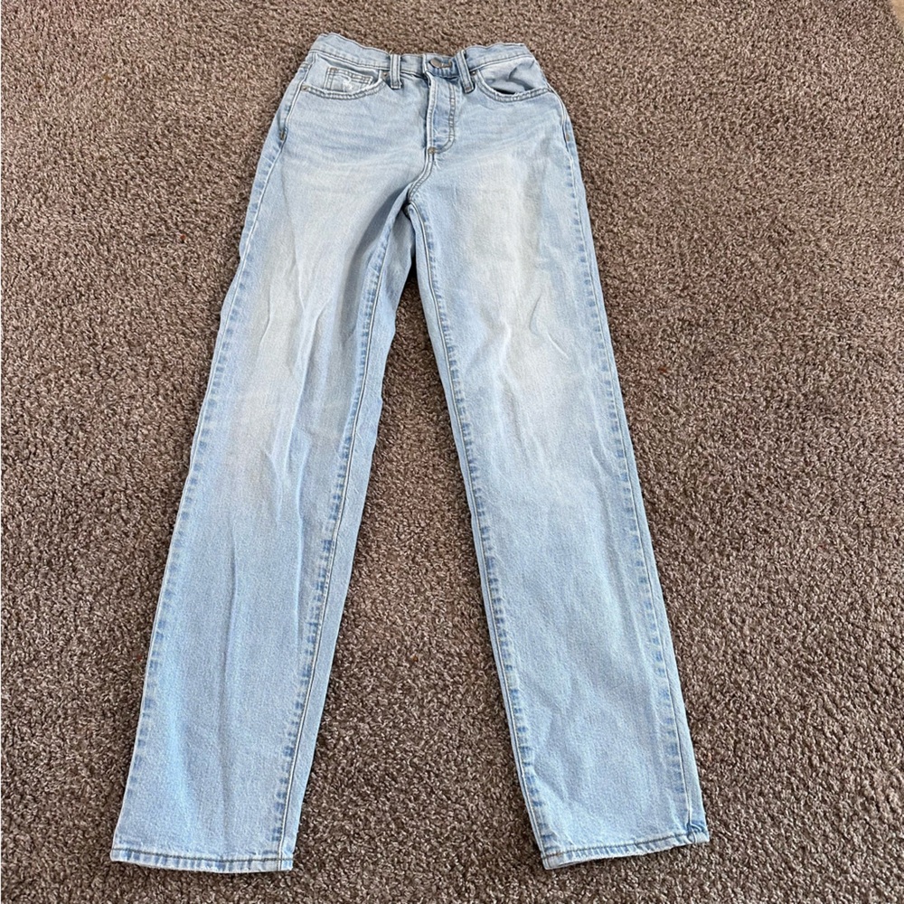 Universal Thread High Rise Light Blue Jeans ❄️